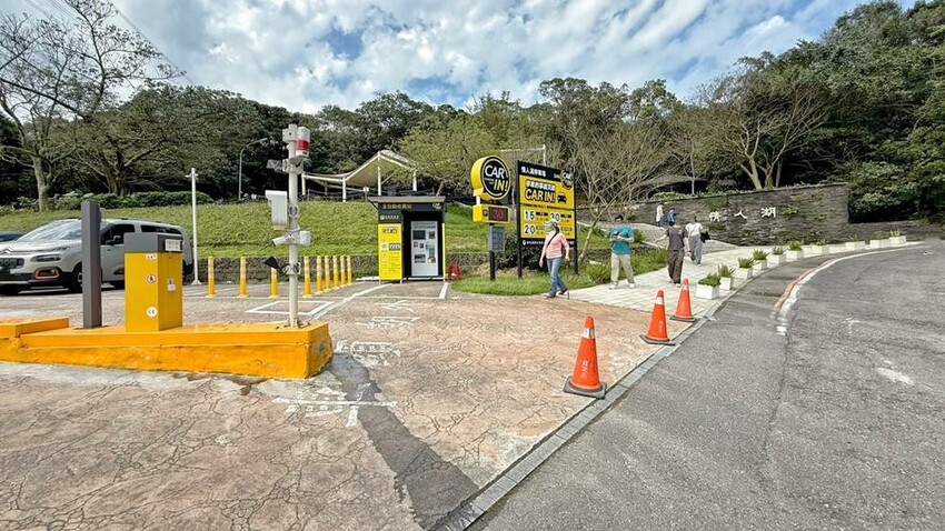 基隆市安樂區基隆景點/大武崙山、大武崙砲台、情人湖公園，半日遊很愜意！