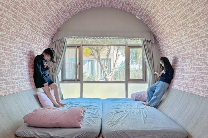 彰化縣社頭鄉彰化景點/樂活襪之鄉博物館,與其說是展售中心還比較貼切。