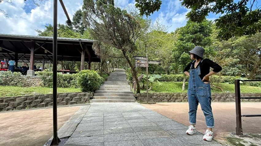 基隆市安樂區基隆景點/大武崙山、大武崙砲台、情人湖公園，半日遊很愜意！