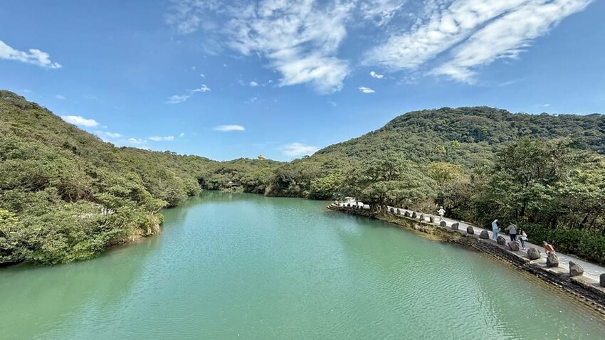 基隆市安樂區基隆景點/大武崙山、大武崙砲台、情人湖公園，半日遊很愜意！