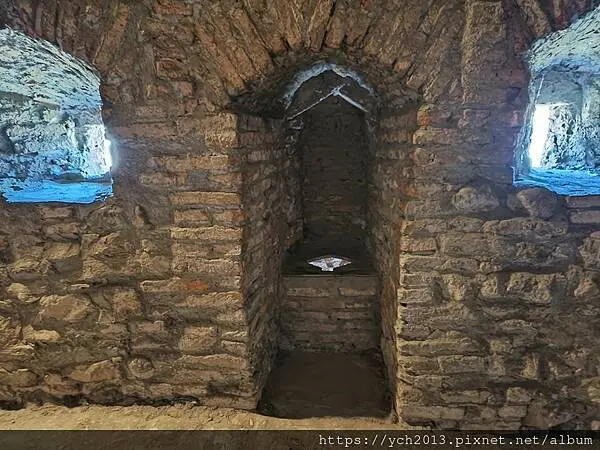 普雷穆爾防禦性教堂Fortified churdh of P