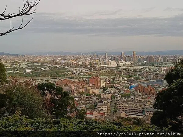 新北市五股區20250130五股山坡水碓公園賞夜景