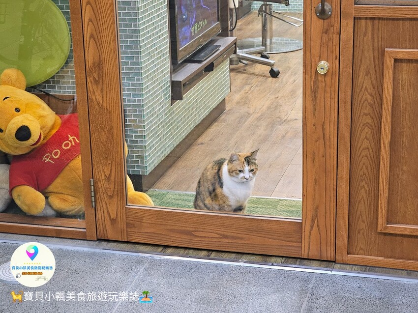 日本[旅遊]岡山 岡山站前商店街 巨型桃子吊飾 商店街的亮眼入口