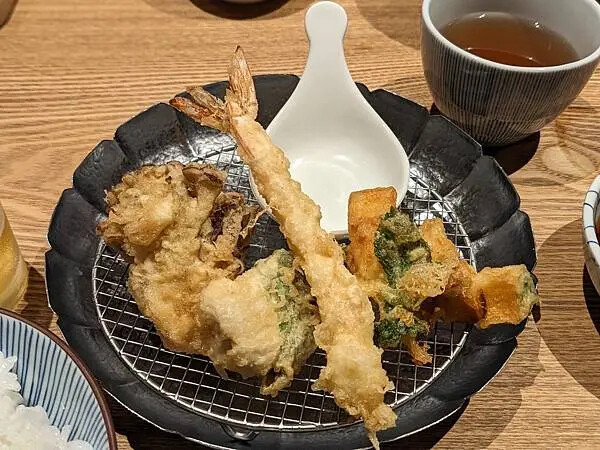 金子半之助日本橋人形町店