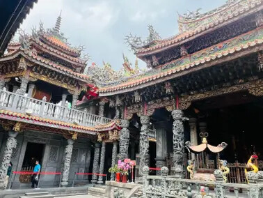 新北市三峽一日遊:三峽清水祖師廟、藍染展示中心、三峽老街、合習聚落、午餐甘樂食堂