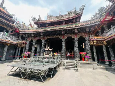 新北市三峽一日遊:三峽清水祖師廟、藍染展示中心、三峽老街、合習聚落、午餐甘樂食堂