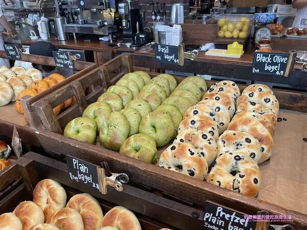 韓國[首爾蠶室]名過其實超夯排隊店London Bagel Museum倫敦貝果博物館＠蠶室店