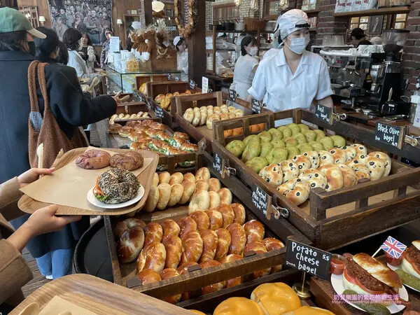 韓國[首爾蠶室]名過其實超夯排隊店London Bagel Museum倫敦貝果博物館＠蠶室店