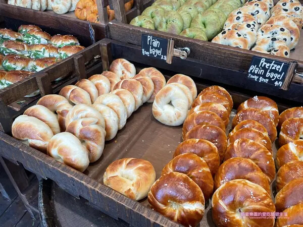 韓國[首爾蠶室]名過其實超夯排隊店London Bagel Museum倫敦貝果博物館＠蠶室店
