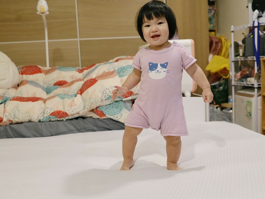 Emma床墊防塵蟎開箱｜德國Hybrid獨立筒＋免運送到家。