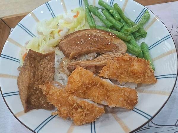 雲林椬梧滯洪池秘境！口湖旅遊必訪景點。