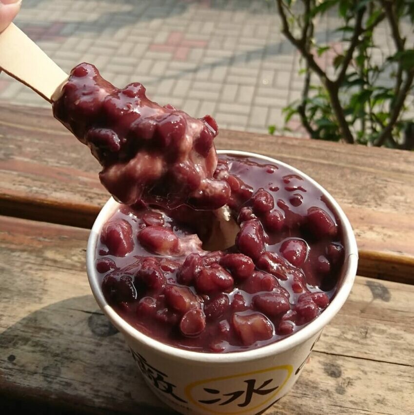 橋頭糖廠交通美食，門票資訊＆五分車體驗全包，吃冰搭五分車一日遊必玩。