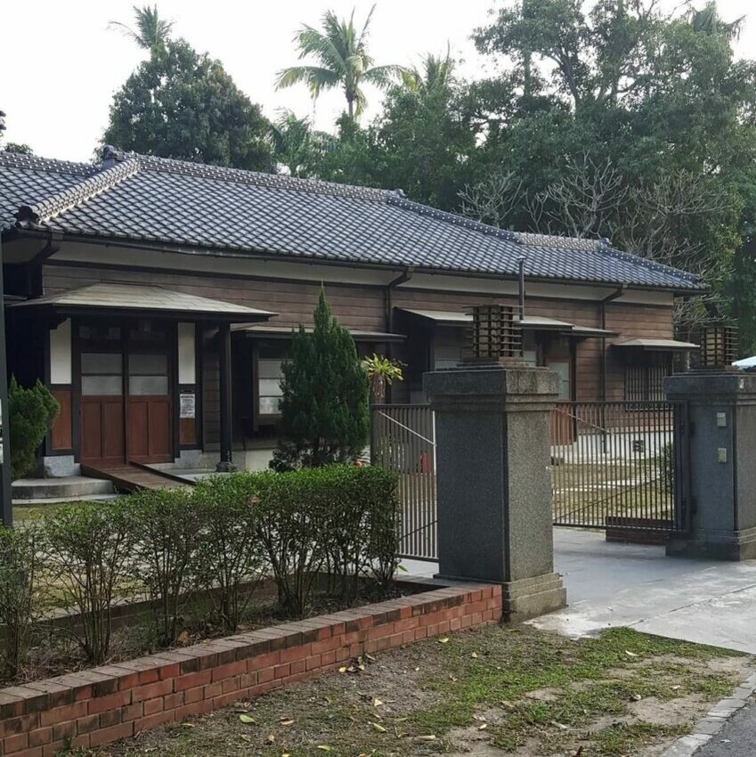 橋頭糖廠交通美食，門票資訊＆五分車體驗全包，吃冰搭五分車一日遊必玩。