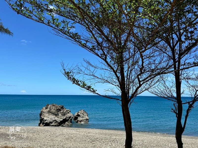 超萌巨型小可愛【看海美術館_怪獸代班】，順遊絕美枋山石礁海岸
