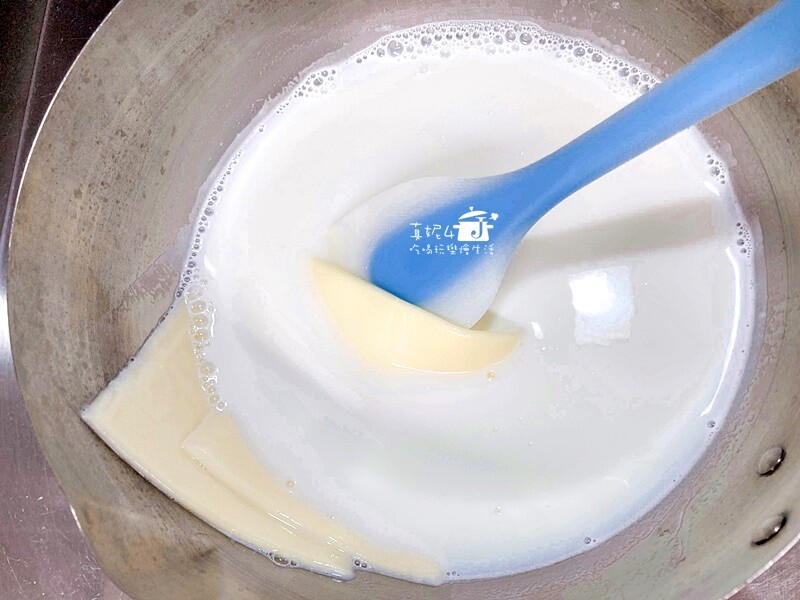 烘焙筆記│紫芋柚香奶凍捲，清爽多於奶膩的風味