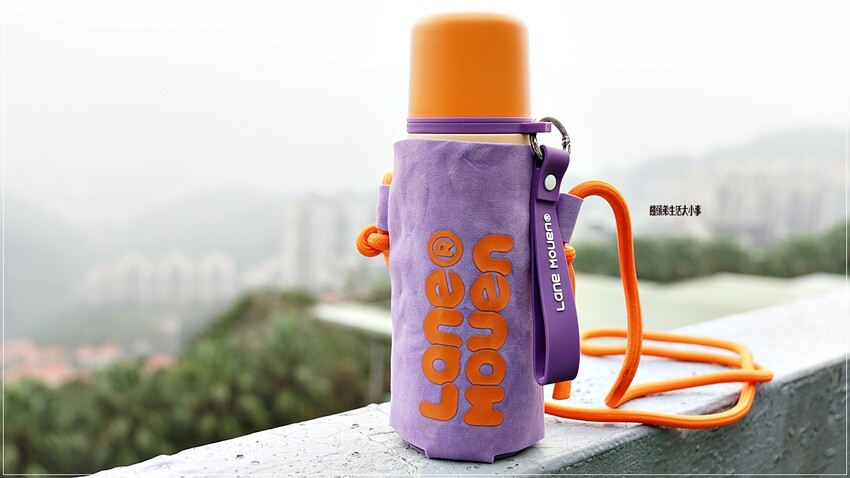 Lane Mouen手繪保溫杯推薦，兩用設計超實用。