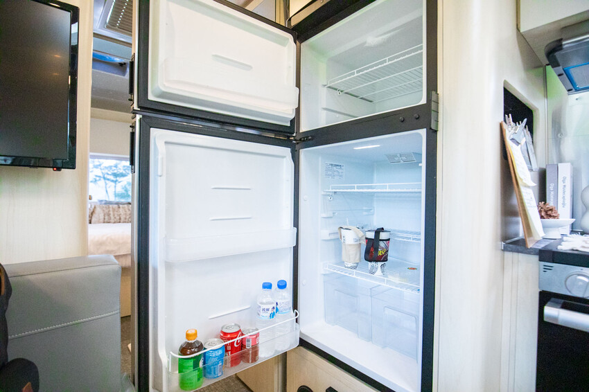 卓蘭小巷清風豪華露營，一泊三食網美必拍。