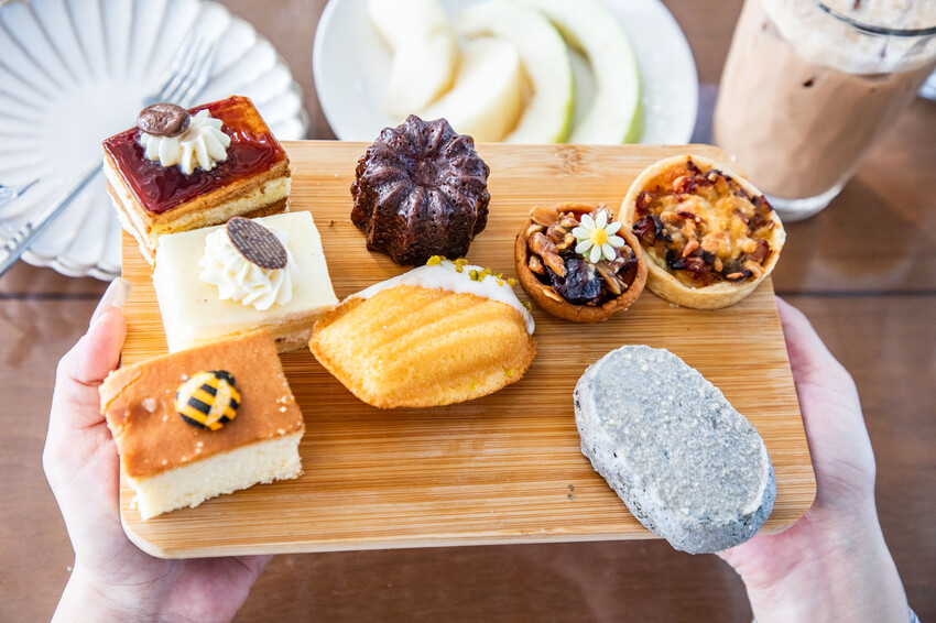 卓蘭小巷清風豪華露營，一泊三食網美必拍。