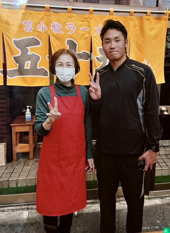 孤獨的美食家苫小牧實訪,味の五十番咖哩必吃。