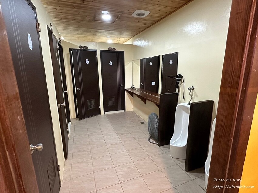 苗栗縣南庄鄉赫利豐岳露營區-營區有小動物，還有懶人露營免搭帳