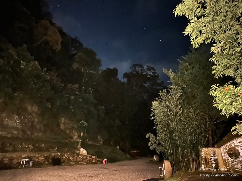 苗栗縣南庄鄉赫利豐岳露營區-營區有小動物，還有懶人露營免搭帳