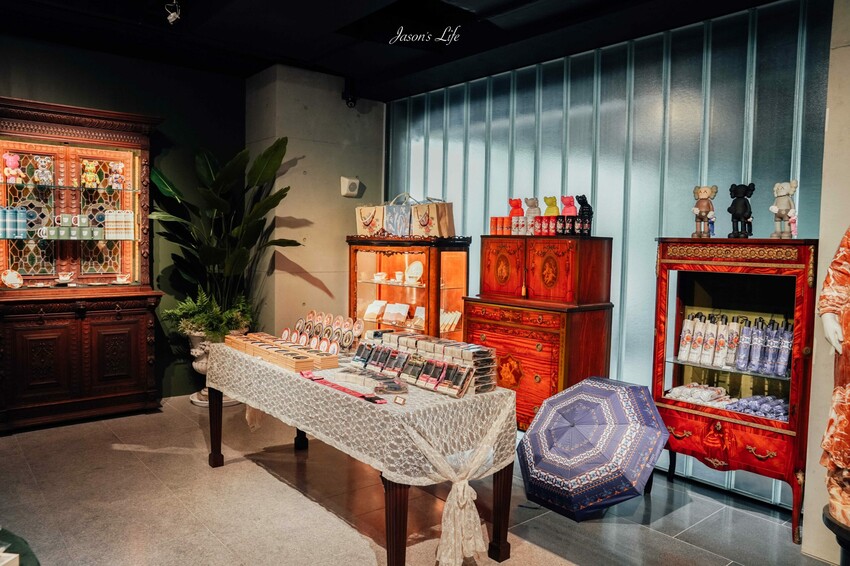 2025高雄必訪！左營莉・瓷藝博物館 超過3600件歐洲皇室瓷器，帶你穿越時空。