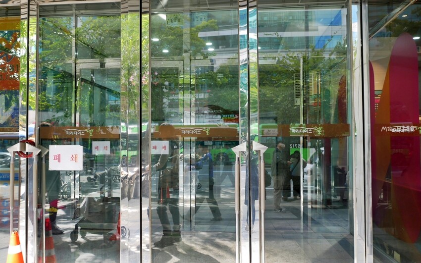 首爾弘大住宿推薦,JSM Studio樓中樓飯店,弘大地鐵旁。