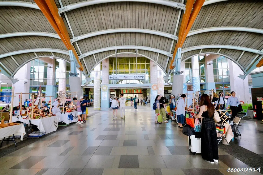 台灣鐵道旅遊∣搭上「環島之星萌旅號」與三麗鷗家族一起環遊台灣