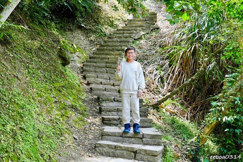 花蓮豐濱「大石鼻山步道」750公尺輕鬆走,親子也能輕鬆挑戰的 花蓮豐濱「大石鼻山步道」750公尺輕鬆走,親子也能輕鬆挑戰的