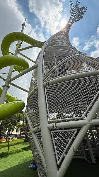 IMG_8253.jpg IMG_8253.jpg