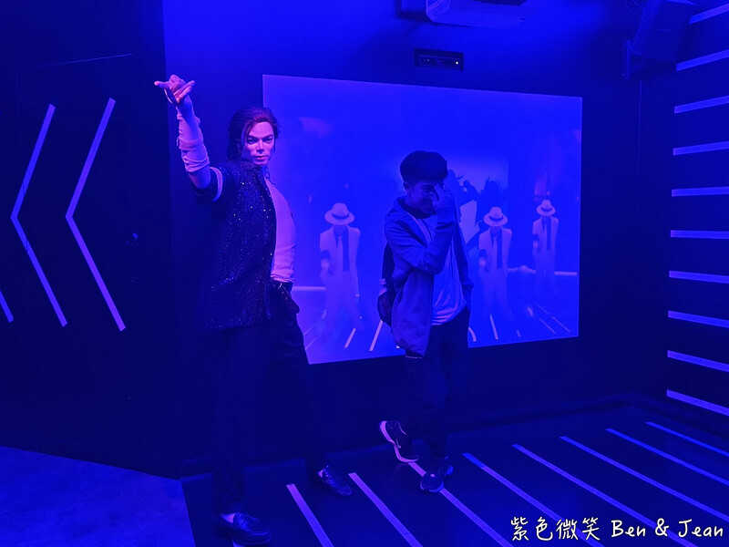 香港【2025香港太平山夜景攻略】山頂纜車+凌霄閣428+杜莎夫人蠟像館｜三合一門票、交通總整理