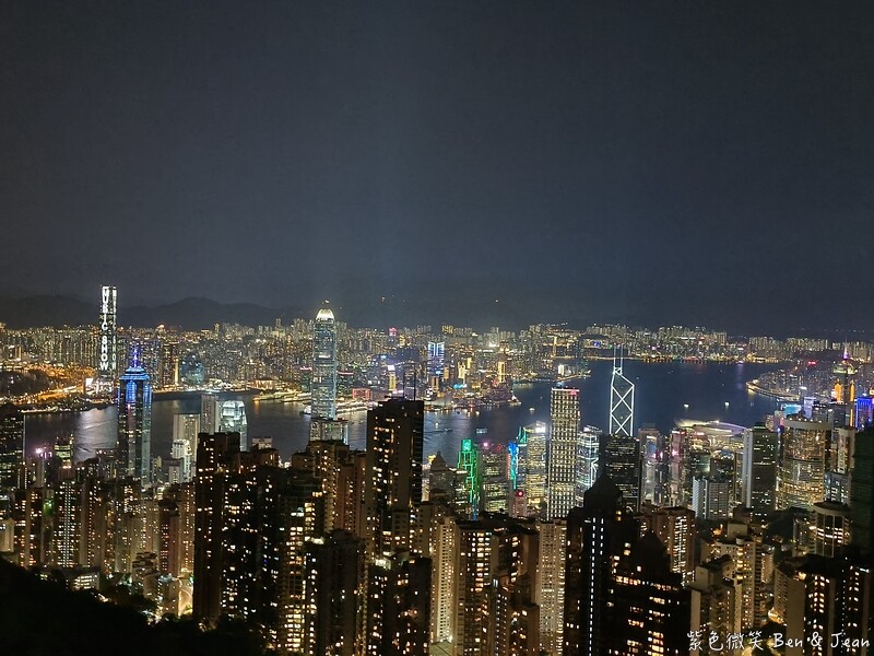 香港【2025香港太平山夜景攻略】山頂纜車+凌霄閣428+杜莎夫人蠟像館｜三合一門票、交通總整理