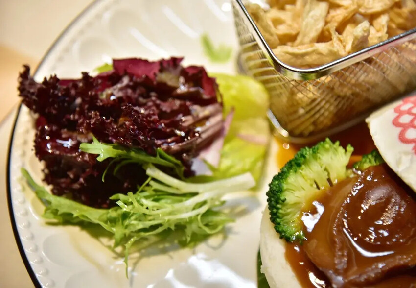 台鐵觀光列車|雄獅旅遊 鳴日廚房X君品頤宮米其林三星料理 移 台鐵觀光列車|雄獅旅遊 鳴日廚房X君品頤宮米其林三星料理 移