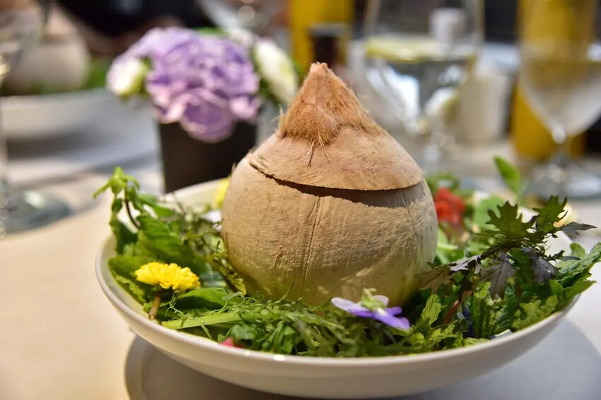 台鐵觀光列車|雄獅旅遊 鳴日廚房X君品頤宮米其林三星料理 移 台鐵觀光列車|雄獅旅遊 鳴日廚房X君品頤宮米其林三星料理 移