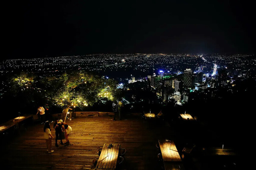 宜蘭必去無敵夜景!空ㄟ農場-宜蘭超人氣夜景餐廳,遠望龜山島、 宜蘭必去無敵夜景!空ㄟ農場-宜蘭超人氣夜景餐廳,遠望龜山島、