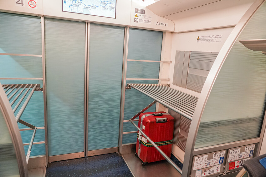 成田機場交通攻略，京成Skyliner購票行李寄放教學，6分鐘到市區。