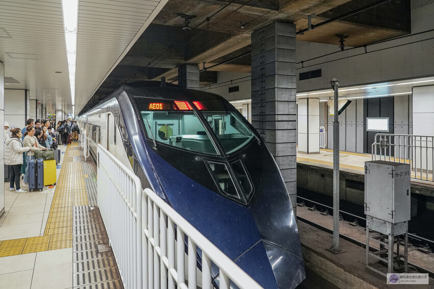 成田機場交通攻略，京成Skyliner購票行李寄放教學，6分鐘到市區。