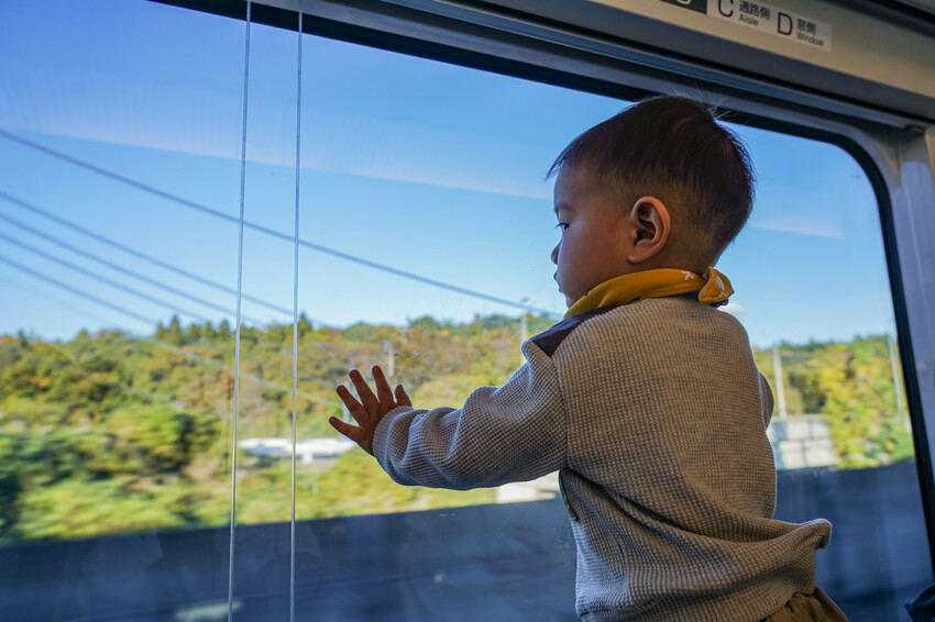 成田機場交通攻略，京成Skyliner購票行李寄放教學，6分鐘到市區。
