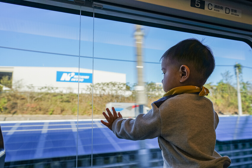 成田機場交通攻略，京成Skyliner購票行李寄放教學，6分鐘到市區。