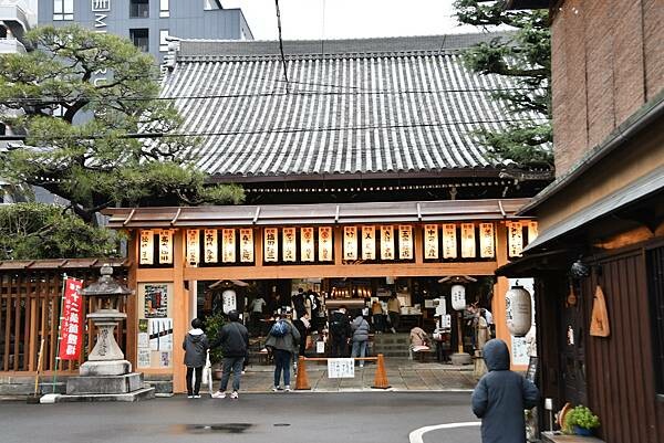 【京都景點】因幡堂平等寺～祈求健康抗癌的寺院，可愛貓咪、動物