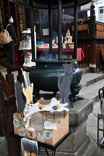 【京都景點】因幡堂平等寺～祈求健康抗癌的寺院，可愛貓咪、動物