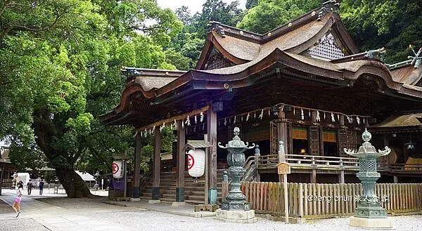 日本四國【金刀比羅宮】江戶時代流傳一生必參拜的神社,好逛、好 日本四國【金刀比羅宮】江戶時代流傳一生必參拜的神社,好逛、好