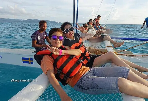 長灘島【帆船追夕陽】體驗,長灘島必玩水上活動。 長灘島【帆船追夕陽】體驗,長灘島必玩水上活動。