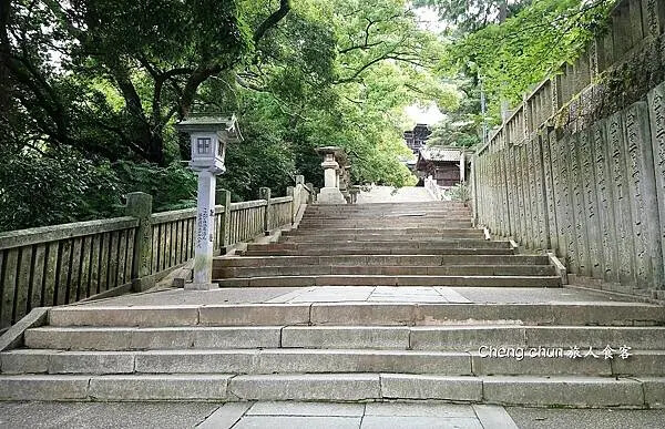日本四國【金刀比羅宮】江戶時代流傳一生必參拜的神社,好逛、好 日本四國【金刀比羅宮】江戶時代流傳一生必參拜的神社,好逛、好
