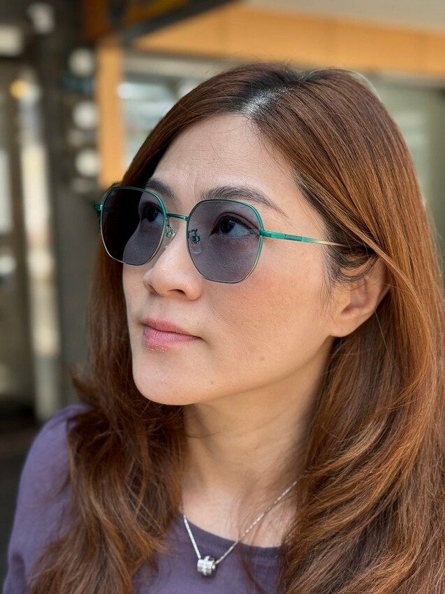 【台南配鏡推薦】伍佰眼鏡臨安店開箱｜多焦＋變色眼鏡只花398