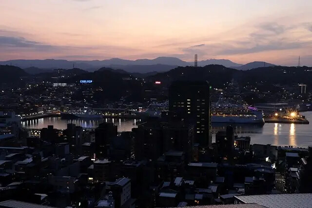 2025基隆半日遊攻略:基隆中正公園眺望海港風光、基隆塔登高 2025基隆半日遊攻略:基隆中正公園眺望海港風光、基隆塔登高