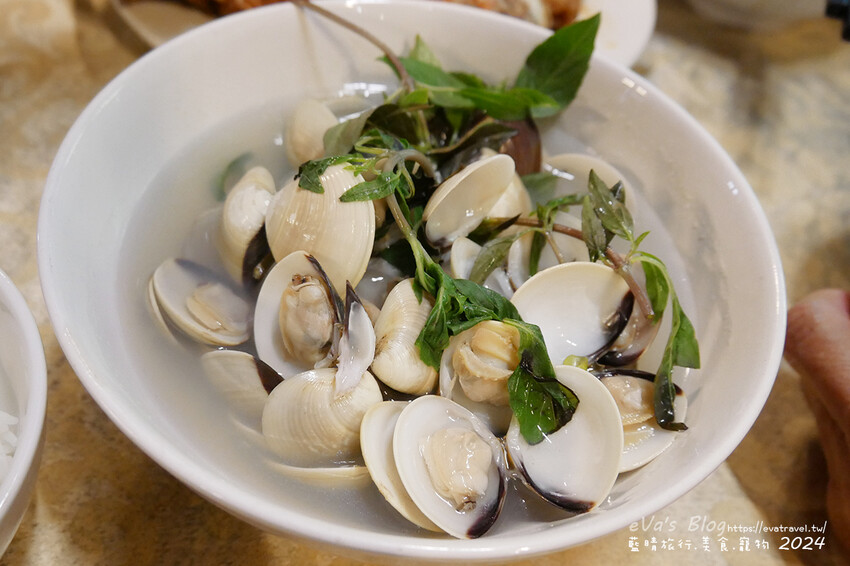 泰國【越南旅遊】峴港 Khong Gian Xua 老空間餐廳｜中國風庭園美景＋合菜推薦。越南峴港特色餐廳