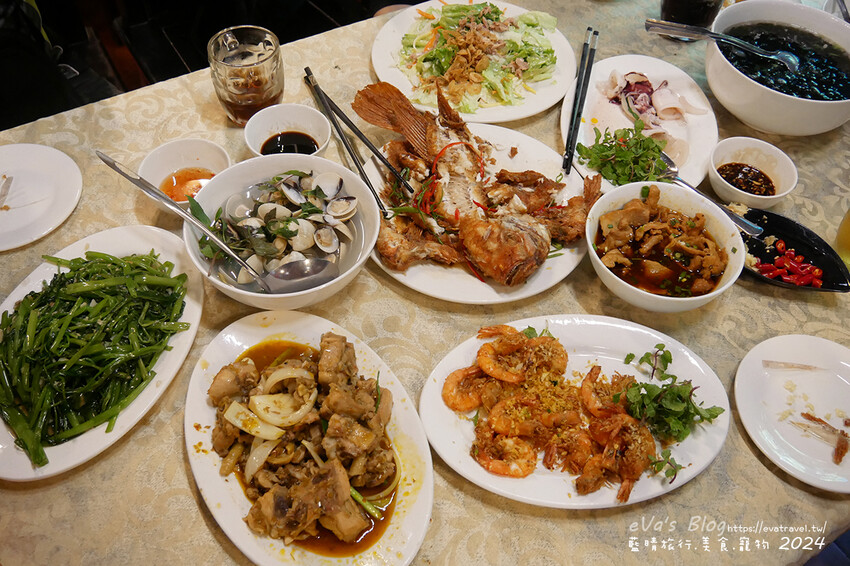 泰國【越南旅遊】峴港 Khong Gian Xua 老空間餐廳｜中國風庭園美景＋合菜推薦。越南峴港特色餐廳