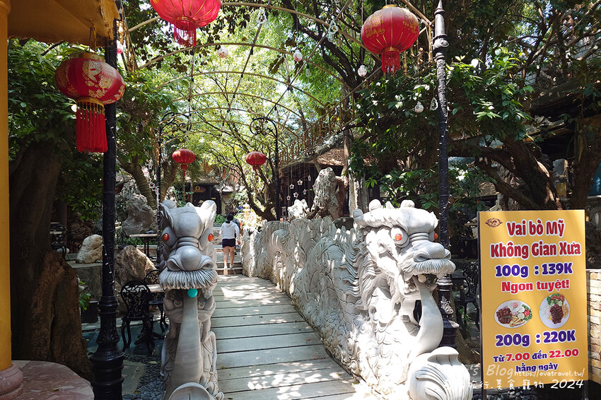 泰國【越南旅遊】峴港 Khong Gian Xua 老空間餐廳｜中國風庭園美景＋合菜推薦。越南峴港特色餐廳