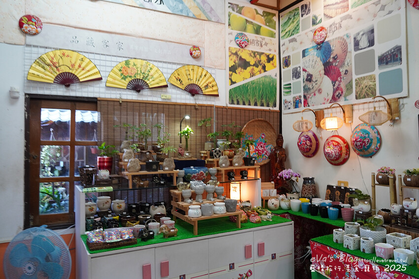 高雄市美濃區【高雄美濃景點】美濃民俗村｜免費入園，多種DIY手作活動可體驗，寵物友善客家文化村。高雄旅行